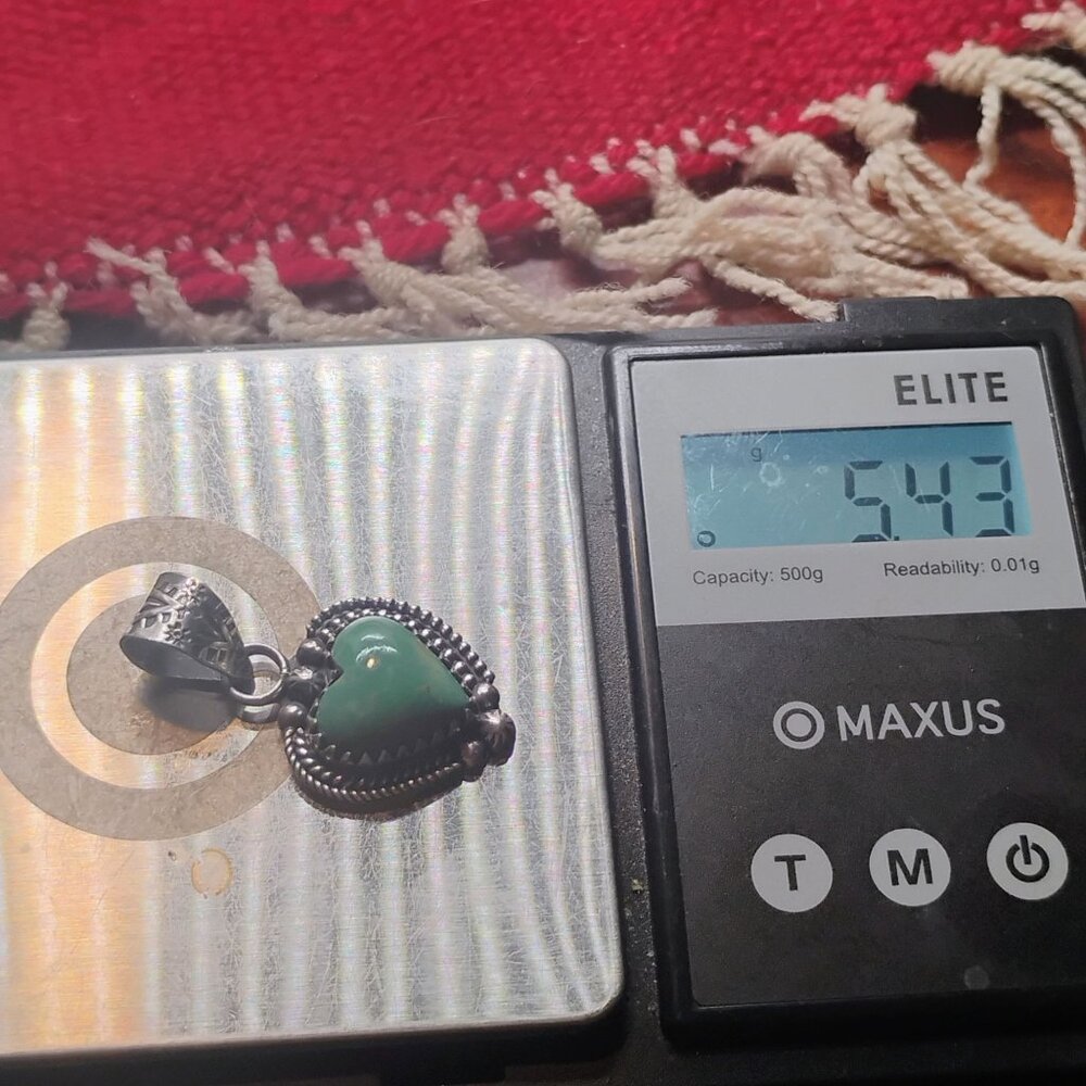 Southwest Sterling Silver Aqua Green Kingman Turquoise Heart Shaped Pendant - Picture 5 of 6